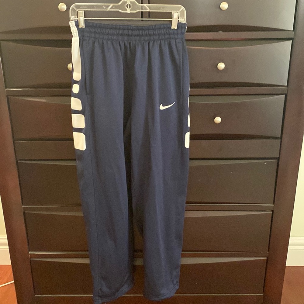 Nike Therma Fit jogging pants